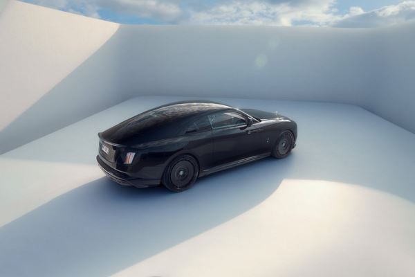 Представлен уникальный Rolls-Royce Spectre от Spofec