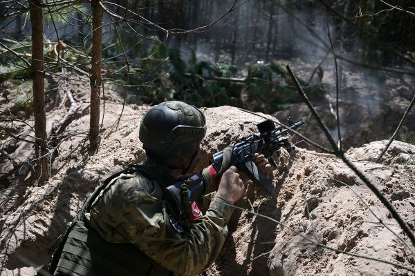 Военные медики попали в засаду украинской ДРГ под Курском и вступили в бой. Что известно об их судьбе?