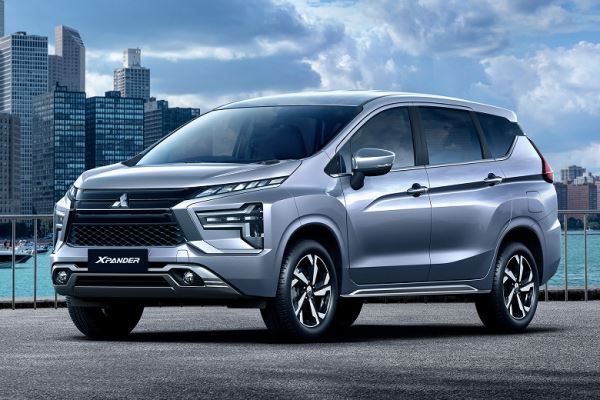 Кросс-минивэн с «автоматом» — за 3,15 млн рублей. Mitsubishi Xpander Cross c марта подешевел у подмосковного дилера на 250 тыс. рублей